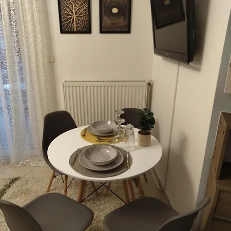 νίκος Lejlighed *